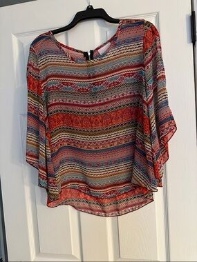 Romeo & Juliet Couture Red Multi-Pattern Flutter Sleeve Blouse